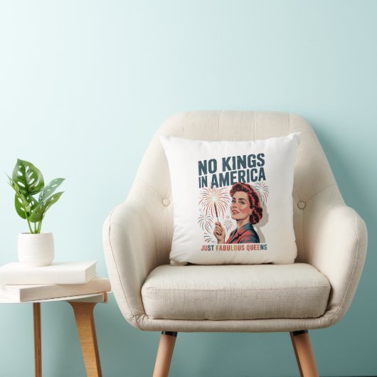 No Kings In America Fabulous Queens Pride 2025 Des クッション (椅子)