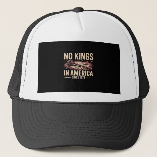 No Kings In America Since 1776 King Free Classic V キャップ (正面)