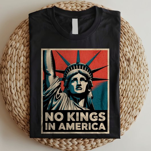 No Kings in America Statue of Liberty Anti-Trump  Tシャツ