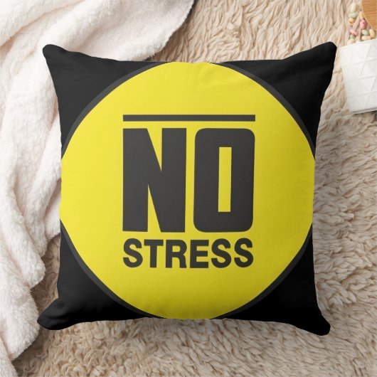 No Stress Throw Pillow クッション (ブランケット)