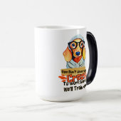 No tienes que estar loco para trabajar aquí モーフィングマグカップ (正面右)