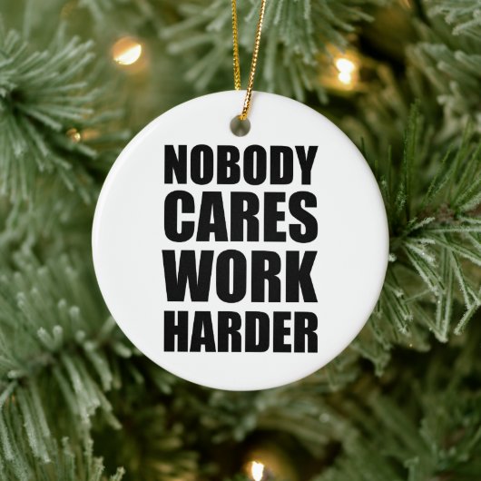 Nobody 気に Work Harlyフィットネストレーニングジムギフト セラミックオーナメント (ツリー)