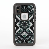 Noise Geometry: Algorithmic Glitch LifeProof iPhoneケース (裏面)