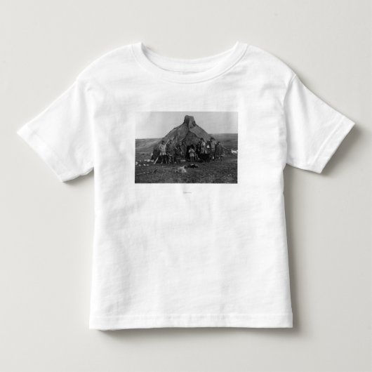 Nomeのアラスカの写真の近くのエスキモーのイグルー トドラーTシャツ (正面)
