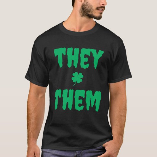 Nonbinary St Patrick's Day Goth Funny Shamrock The Tシャツ (正面)