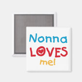 Nonna Loves Me Tシャツとギフト マグネット (正面/裏面)