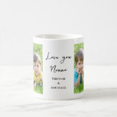 Nonna Photo Grandkids コーヒーマグカップ (中央)