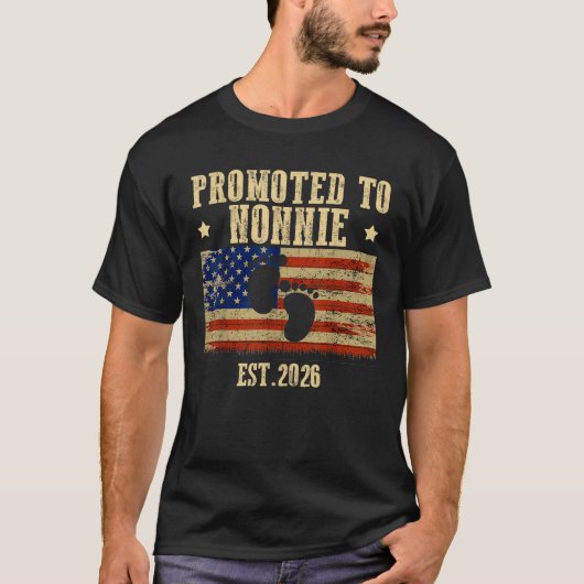 NONNIE 2026ベビーシャワーUSA American Fに昇格 Tシャツ (正面)