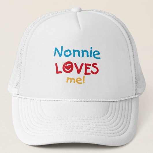 Nonnie Loves Me Tシャツとギフト キャップ (正面)
