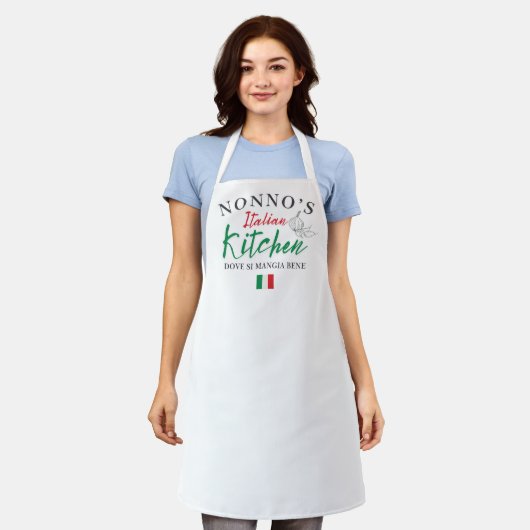 Nonno’s Italian Kitchen Apron - Dove Si Mangia Ben エプロン (着用した状態)