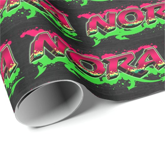 Nora Vorname Name Graffiti red green ラッピングペーパー (ロールコーナー)