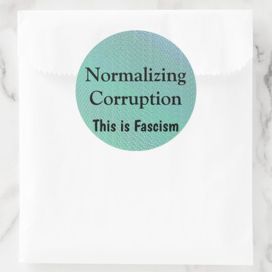 Normalizing Corruption ラウンドシール (バッグ)