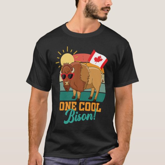 North American Bison Buffalo Day Canada men women Tシャツ (正面)