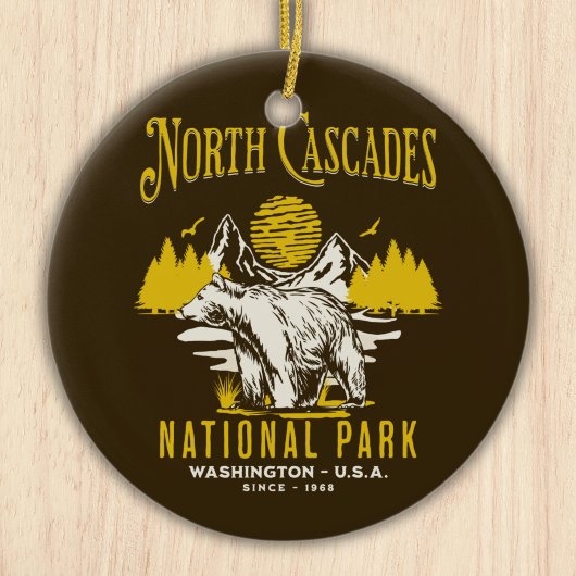 North Cascades National Park Vintage Landscape セラミックオーナメント