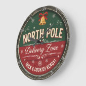 North Pole Delivery Zone ラージ壁時計 (傾斜)