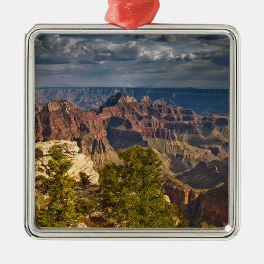 North Rimビジターセンターから表示 – グランド メタルオーナメント (正面)