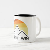 North Twin Mountain New Hampshire Retro ツートーンマグカップ (正面右)