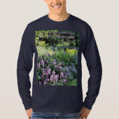 Northsideの春のコテージの庭 Tシャツ (正面)