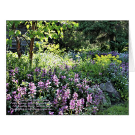 Northsideの春のコテージの石庭