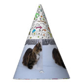norwegian forest cat in snow パーティーハット (右)