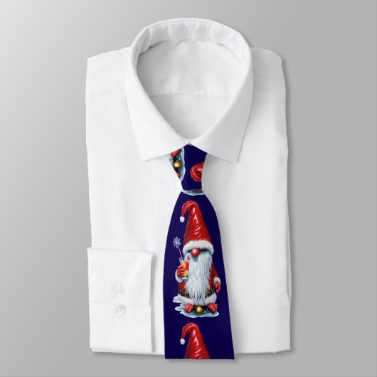 Norwegian Gnome Holding A Cranberry Juice Cocktail ネクタイ (タイ)