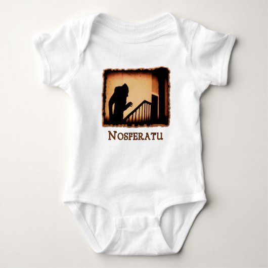 Nosferatuの恐い吸血鬼プロダクト Tシャツ (正面)