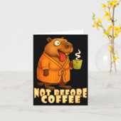 Not Before Coffee-tee – Funny Morning Capybara And カード (黄色い花)