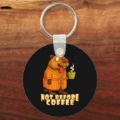 Not Before Coffee-tee – Funny Morning Capybara And キーホルダー (正面)