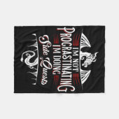 Not Procrastinating Side Quests Funny Rpg Gamer Dr フリースブランケット (正面(横))