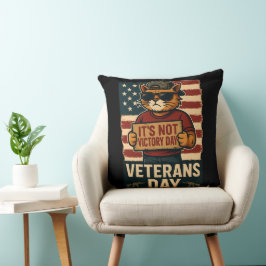 Not Victory Day はっきりした Cat - Victory Dayデザイン クッション
