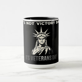 Not Victory Day - Victory Dayステートメントデザイン マグカップ