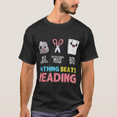 Nothing Beats Reading Funny Rock Paper Scissors  Tシャツ (正面)
