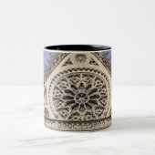 Notre Dameのカテドラルの南バラ窓 ツートーンマグカップ (中央)