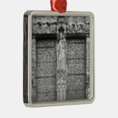 Notre Dameの左の入口、パリの正面 メタルオーナメント (右)