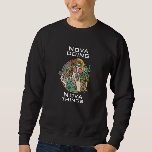 Novaがやっている スウェットシャツ (正面)