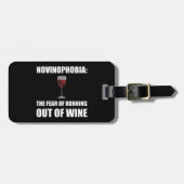 Novinophobiaのワイン ラゲッジタグ (正面横)