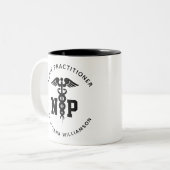 NPカスタムナース開業医の卒業幹部 ツートーンマグカップ (正面左)