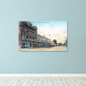 NSGW BuildingWoodland(カリフォルニア州)の外部ビュー キャンバスプリント (インサイチュ (ウッドフロア))