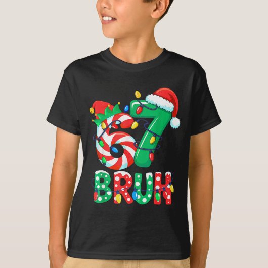 Number 7 Funny Meme Saying 6 7 Six Seven Christmas Tシャツ (正面)