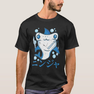 Nunchaks -かわいいAnime Shark -忍者日本の Ae Tシャツ