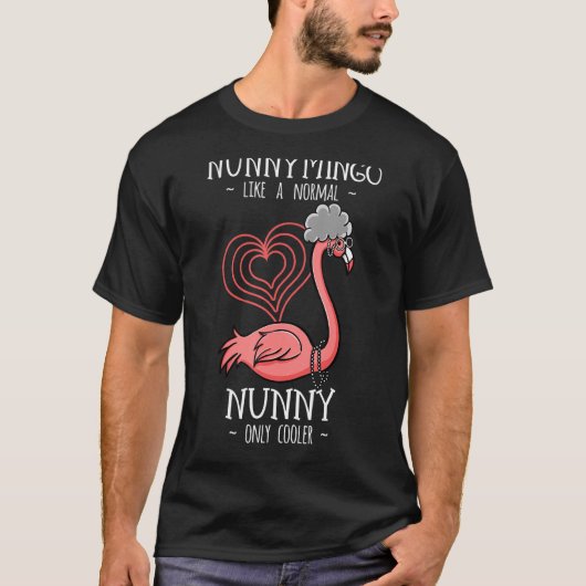 Nunnymingoヌニーフラミンゴグランマ祖母グランダグランサン Tシャツ (正面)