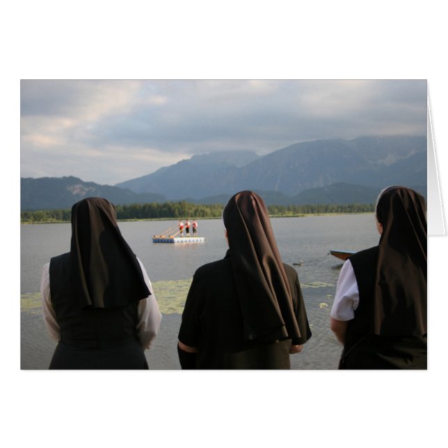 Nuns in Bavaria (正面横)