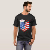 Nurse 4Th Of July American Flag He Stethoscope Nur Tシャツ (正面フル)