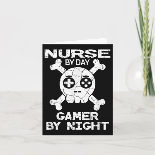 Nurse By Day Gamer By Night - Gaming Quote カード (正面)