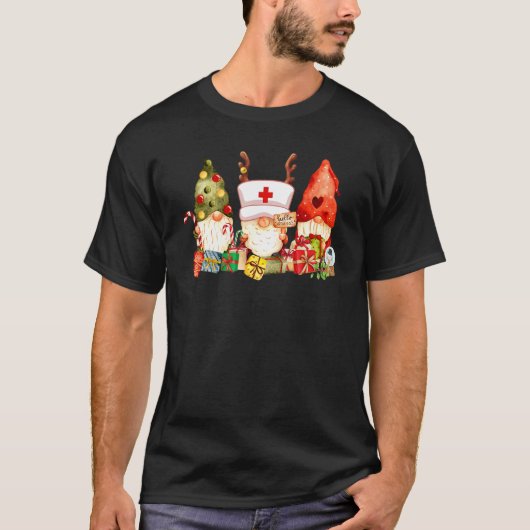 Nurse Christmas Gnomes Cute Nurses Xmas Pajamas PJ Tシャツ (正面)