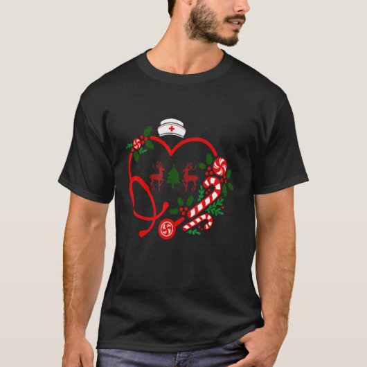 Nurse Christmas Heart Stethoscope RN LPN Scrub Nur Tシャツ (正面)
