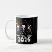 Nurse Dancing Skeleton New Year Crew 2026 Funny Er コーヒーマグカップ (左)