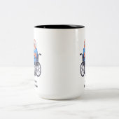 Nurse Dealing With Self Entitled Elderly Patient  ツートーンマグカップ (中央)