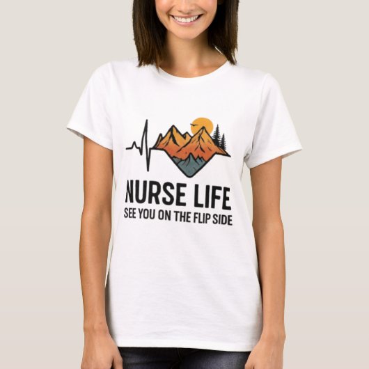 Nurse Life T-Shirt - EKG Heartline Mountain Design Tシャツ (正面)