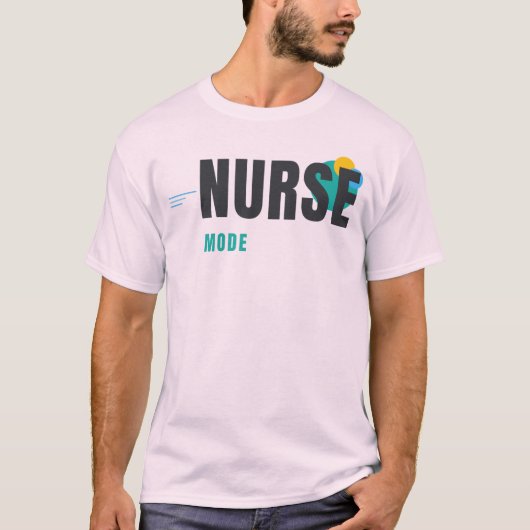 NURSE MODE | モダン ナース グラフィック デザイン Tシャツ (正面)